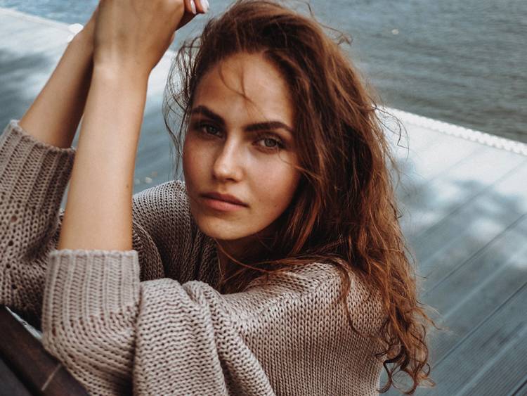 Das Covergirl Elena Carrière