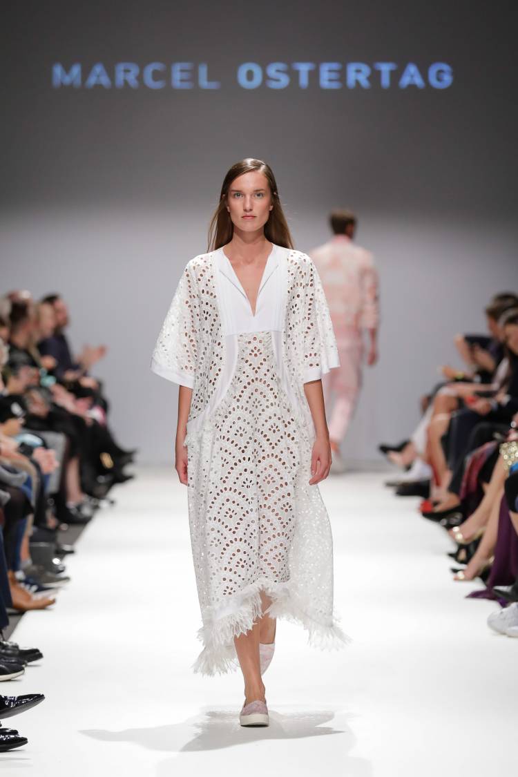 Die Eröffnungsshow von Marcel Ostertag an der MQ Vienna Fashion Week 19