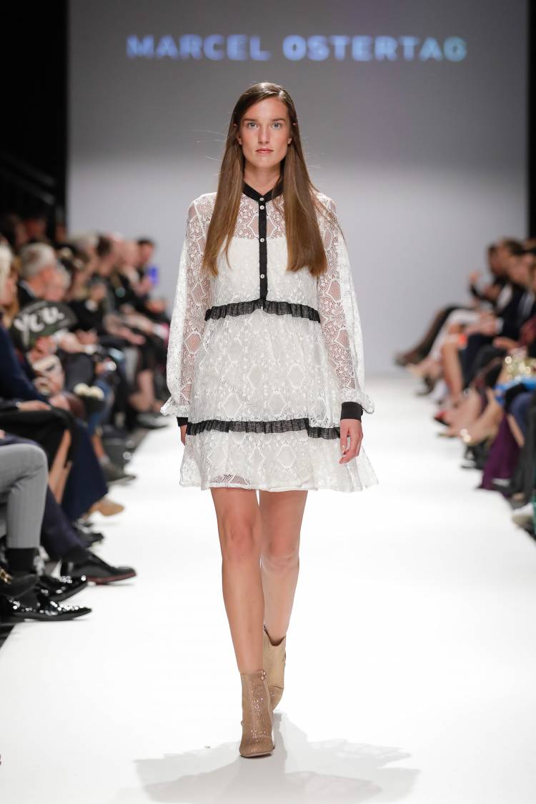 Die Eröffnungsshow von Marcel Ostertag an der MQ Vienna Fashion Week 19
