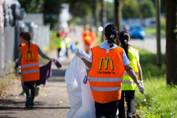Clean-Up-Day 14.9.: Gäste und Partner packen gemeinsam mit McDonald’s an 